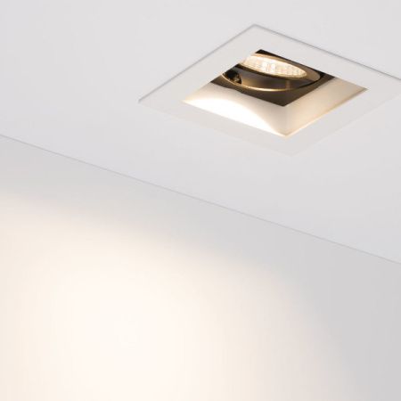 Оборудование Arlight 024124 Светильник CL-KARDAN-S102x102-9W White (WH-BK, 38 deg) (ARL, IP20 Металл, 3 года) по выгодной цене. Купить в Москве со скидкой.