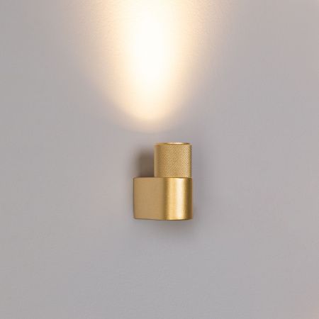 Оборудование Arlight 035542 Светильник SP-SPICY-WALL-MINI-S60x39-3W Warm3000 (GD, 40 deg, 230V) (Arlight, IP20 Металл, 3 года) по выгодной цене. Купить в Москве со скидкой.